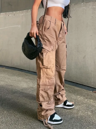 Cargo Pants – Relaxed Fit & Multiple Functional Pockets