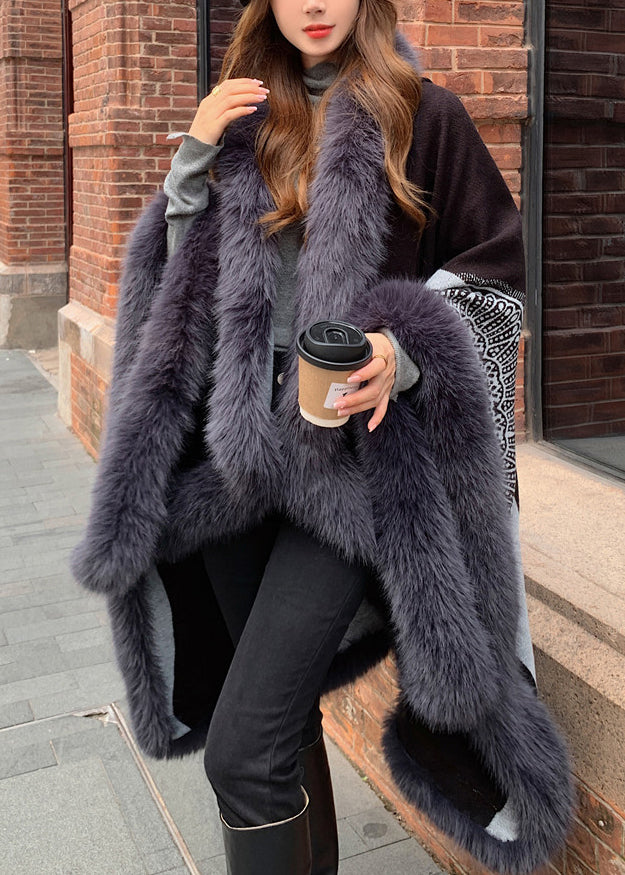 Faux Fur Scarf – Patchwork Design & Integrated Hood