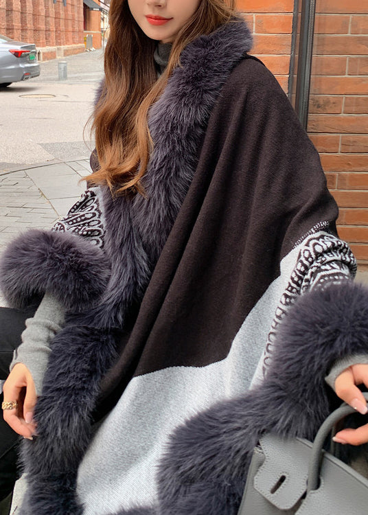 Faux Fur Scarf – Patchwork Design & Integrated Hood