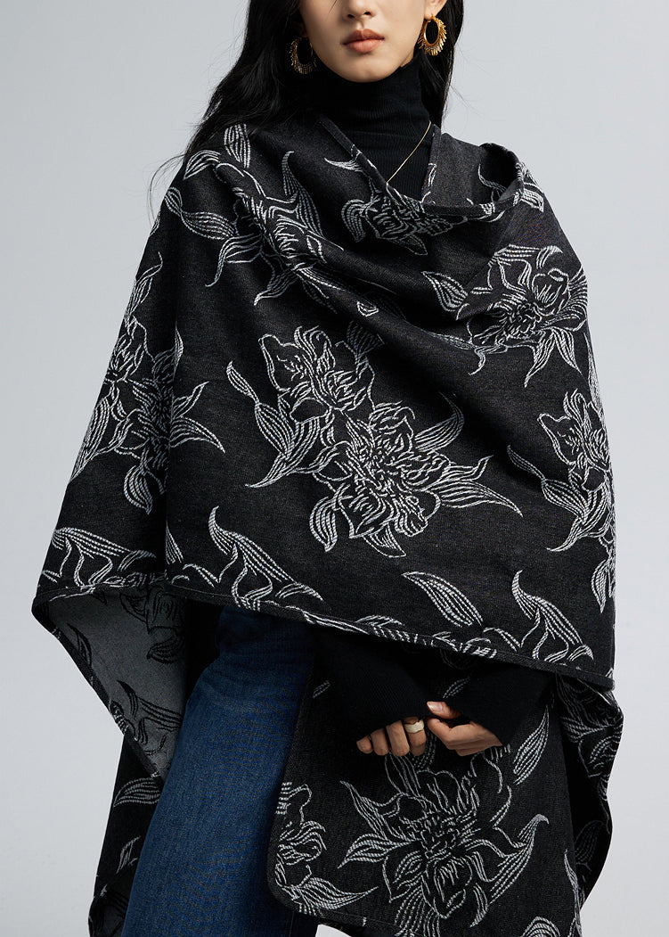 Jacquard Scarf – Large Shape & Soft Feel