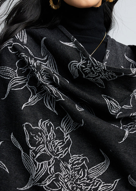 Jacquard Scarf – Large Shape & Soft Feel