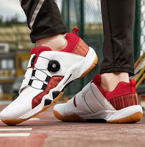 Sports Shoes – Lightweight Design & Comfortable Cushioning