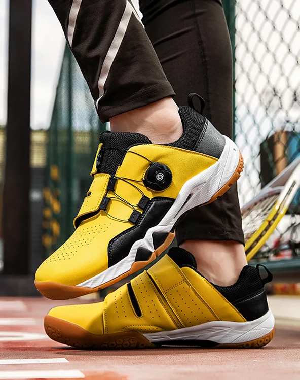 Sports Shoes – Lightweight Design & Comfortable Cushioning